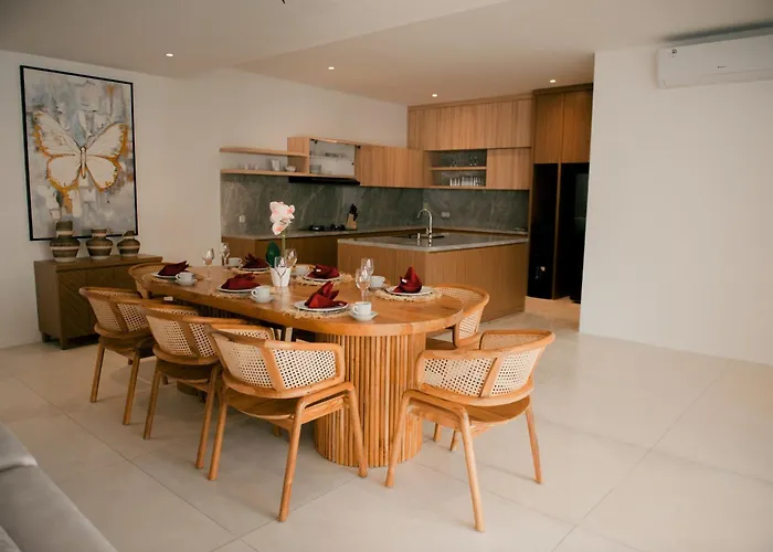 4 Bedroom With Private Pool Near Lafavela *