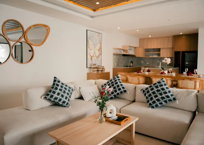 فيلة 4 Bedroom With Private Pool Near Lafavela