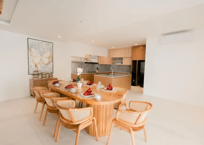 4 Bedroom With Private Pool Near Lafavela فيلة *