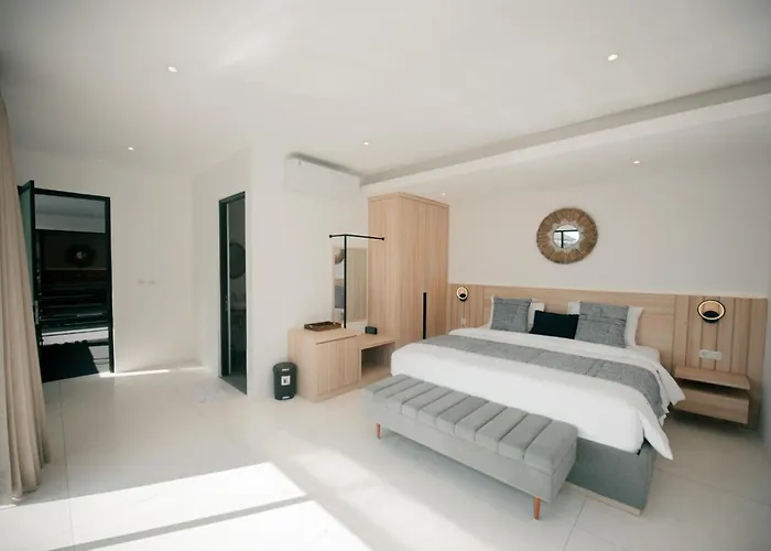 فيلة 4 Bedroom With Private Pool Near Lafavela *